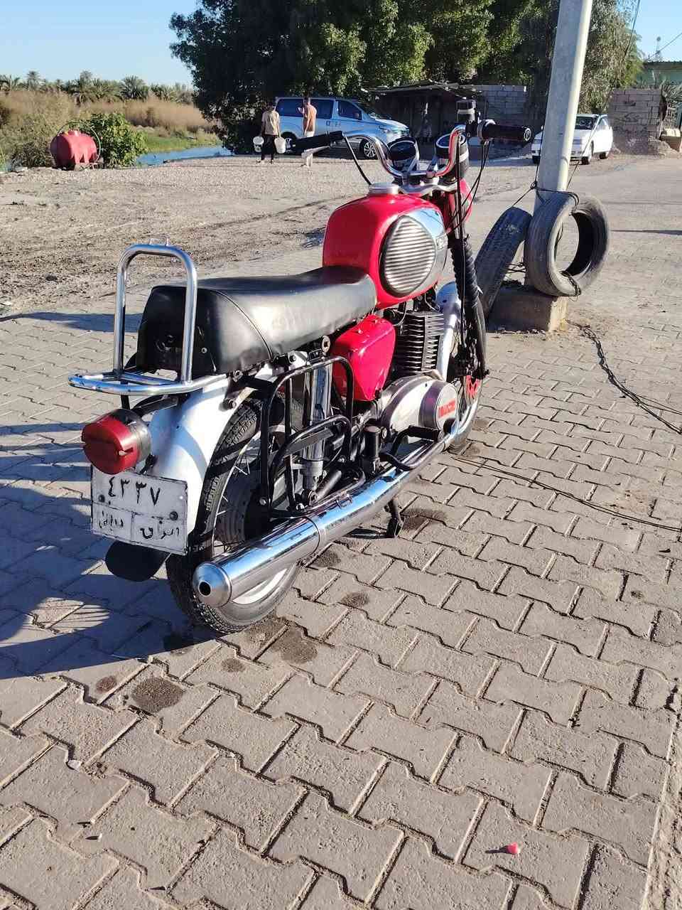 سلام عليكم 81 للبيع كصه 3 لحيم خشم وجوه الكشن خفيف  مكان نجف مشخاب ***********
