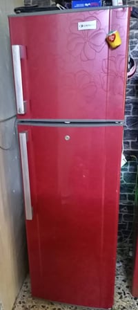 ثلاجة دنكا • مجمدة شينون • نقص غاز