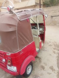 تكتك مديل ١٨ مرقمه انكليزي وكامله على اخر شي اي نقص ماذبيه  مكينه وكير...