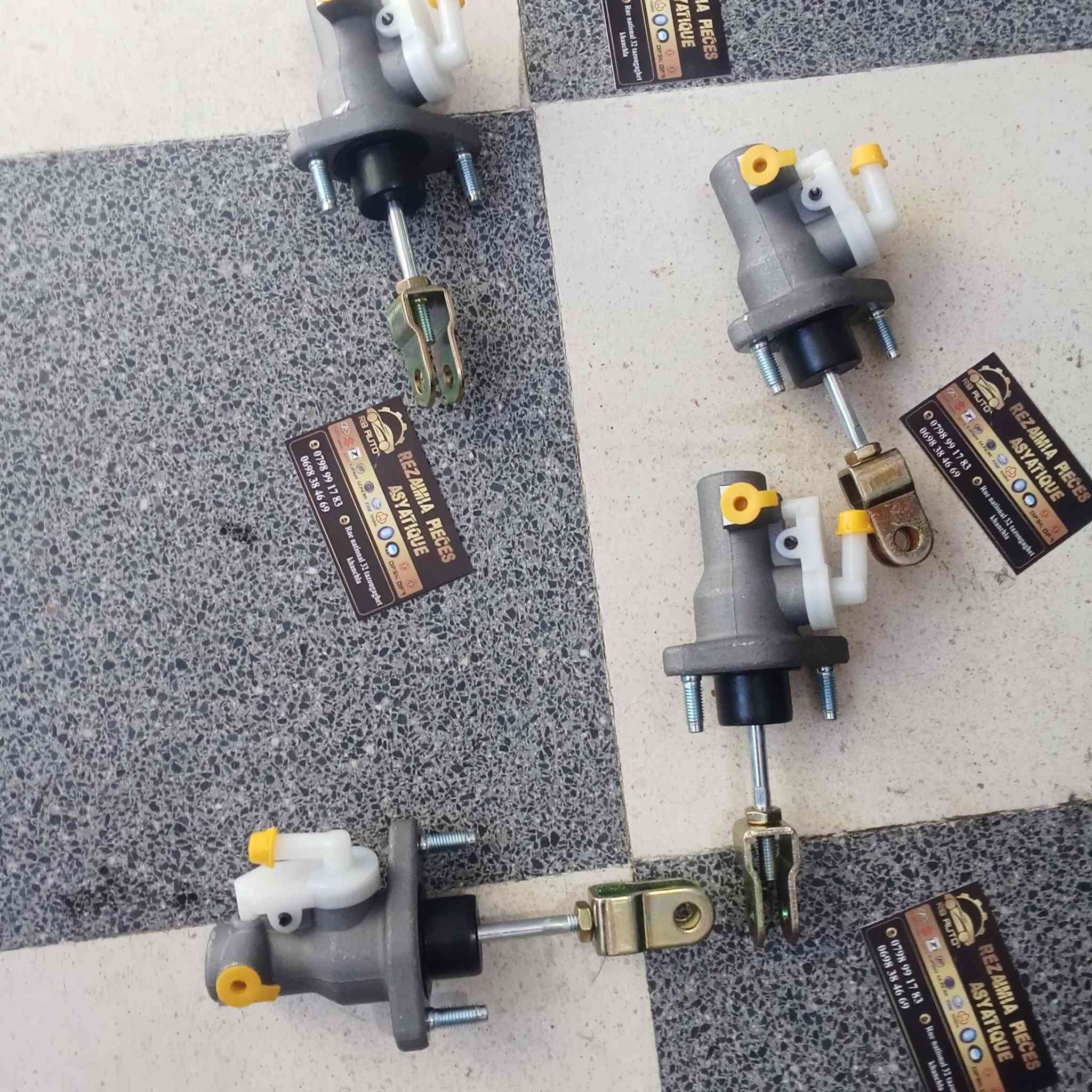 Pompe embruyage sup Byd F 3
Original qualité 
Livration disponible 
Tazougaghet Khanchla 
0798991783


**إذا كنت صاحب هذا الإعلان وتريد حذفه لأي سبب، رجاءا أرسل رسالة إلى الدعم الفني**