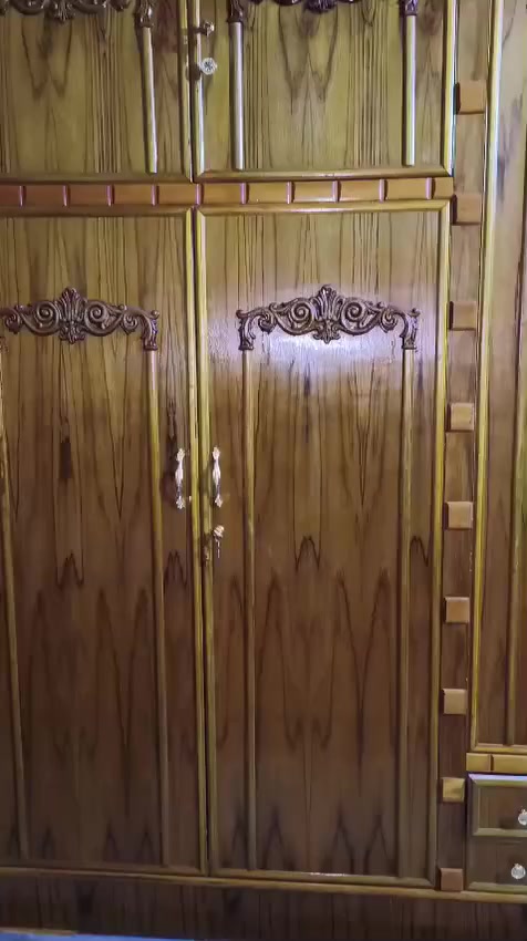 غرفه اخشاب جديده عراقيه مسرح اخذتها بمليون ونص واريدها مليون 200جديده


**إذا كنت صاحب هذا الإعلان وتريد حذفه لأي سبب، رجاءا أرسل رسالة إلى الدعم الفني**