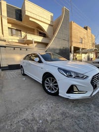 سوناتا ٢٠٢٠ • كشنات جلد • فتحة سقف