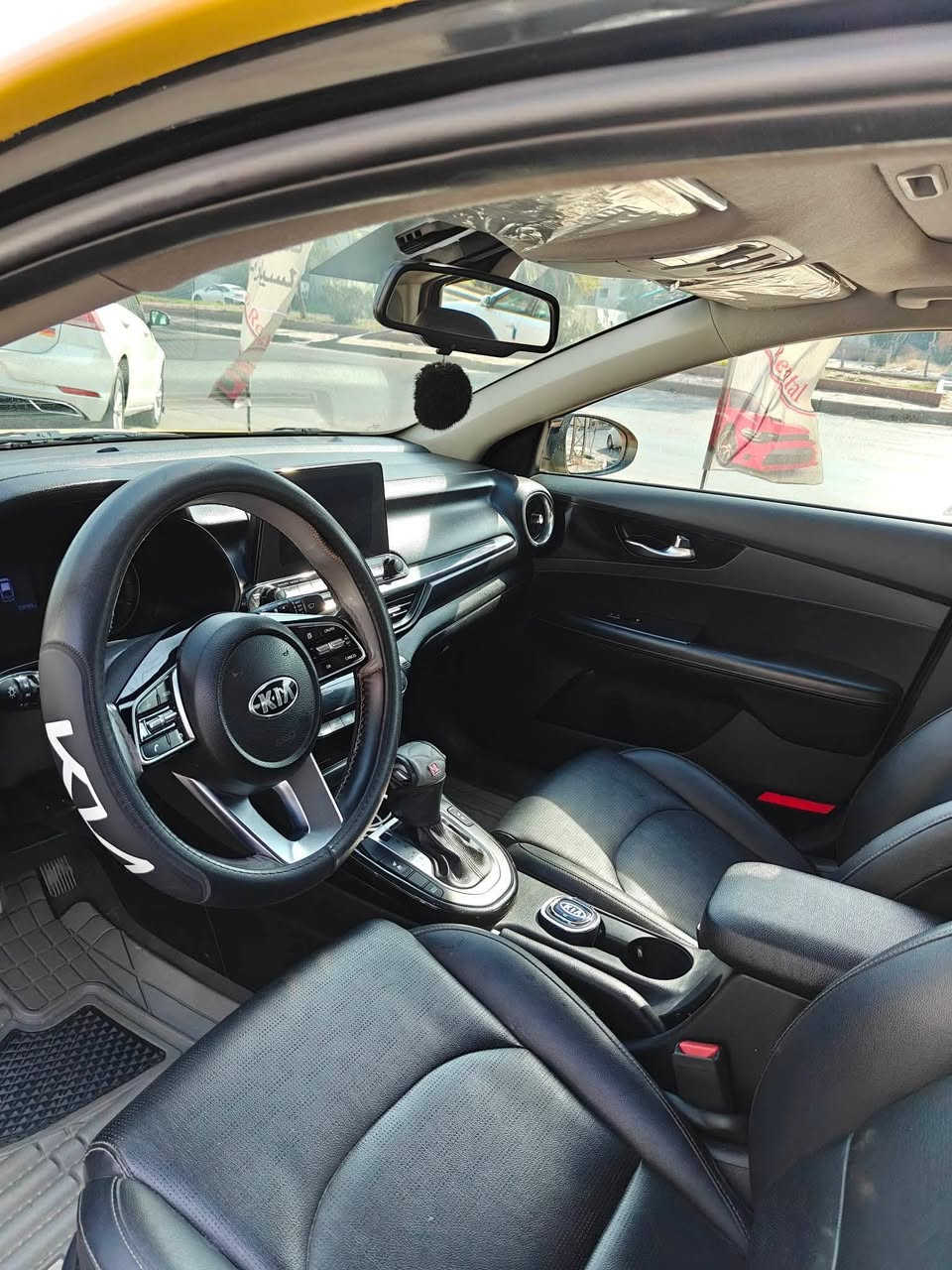 تحيه طيبه السلام عليكم
كيا فورتي 2021 EX

فول مواصفات  
مكينة 2000 دوش 

جديد عل ايدي 

مآل بيت ماشتغل بيها 

ماشبه 59 ميل 

مصفره ملاحظة بيها منظومه غاز 

انكر سلف اطلع شارع 

رقم بغداد باسمي تحويل مباشرة سنويه 2027

السعر 144  ورقه وبيها  مجال بسيط 

اي استفسار 

***********

مكان بغداد حي جهاد
