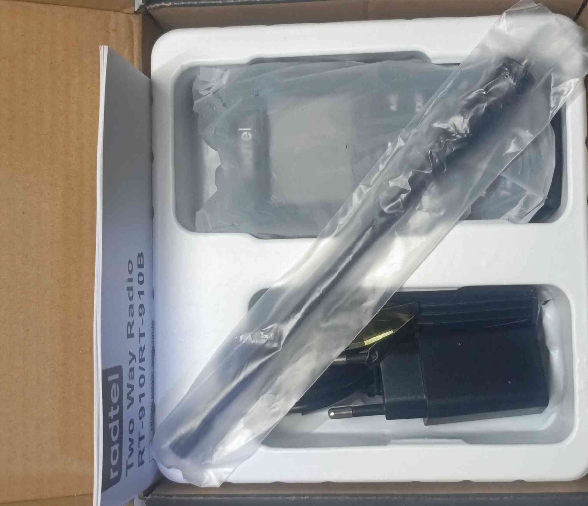 Radtel RT-910.  لوك جديد
التواصل خاص🟥
يوجد توصيل لجميع محافظات العراق🟥


**إذا كنت صاحب هذا الإعلان وتريد حذفه لأي سبب، رجاءا أرسل رسالة إلى الدعم الفني**