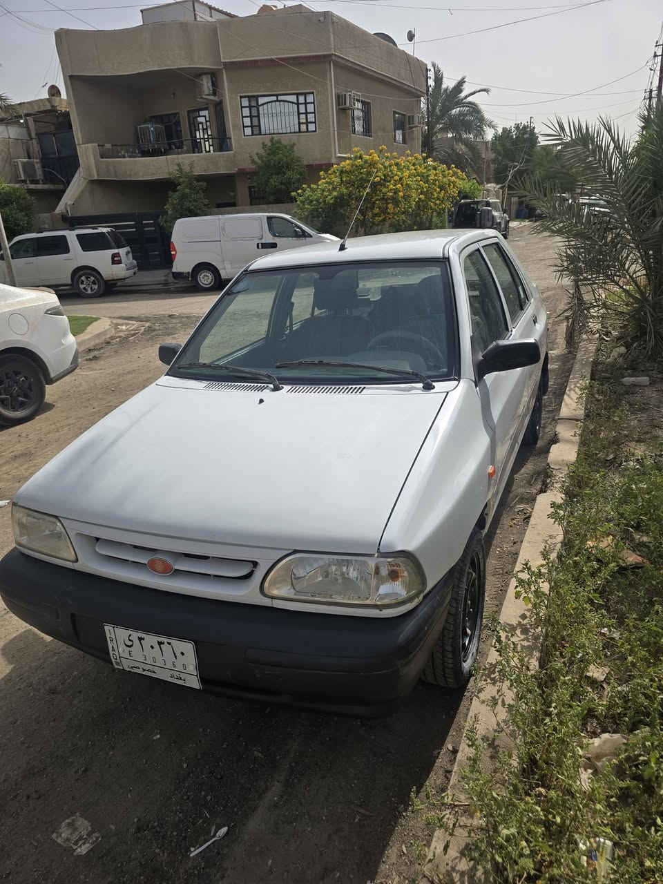 للبيع سايبه ٢٠٢٢ لون ابيض رقم بغداد ماشيه ٧٠ الف بيها باب السايق مبدل وطخه ع البارد يم الصندوق ع كد شبر السياره كامله من كلشي تبريد محرك جديد للبيع بسعر ٥٣ ورقه وبيها 
مجال شويه مكانها الدوره للاستفسار ***********
