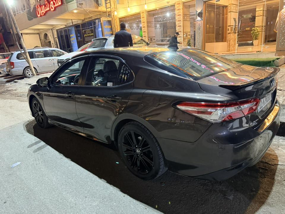 سلام علكم كامري 2018 ماشيه108ميل   مكلف بل نشره هاذا رقم صاحب سياره ***********.       سعر ١٦٥
