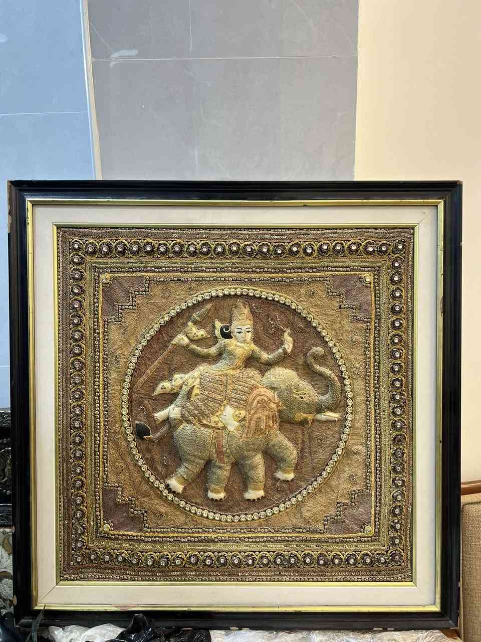 مجموعه انتيكات وتحف
***********

مكاني بغداد منطقه الكسره قرب ملعب الكشافه
