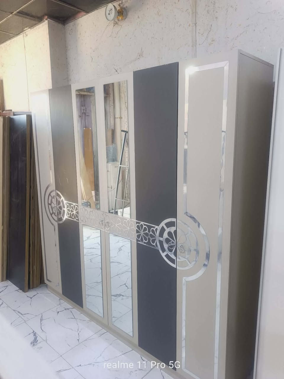 غرفة تركي 5قطع نظام ابواب ❤ ✨
نظافة 95 / 100 ❤✨ 
السعر 450 مع الشد 🪛ونقل 🚙
داخل بغداد متوفر توصيل لجميع المحافظات 🇮🇶


**إذا كنت صاحب هذا الإعلان وتريد حذفه لأي سبب، رجاءا أرسل رسالة إلى الدعم الفني**