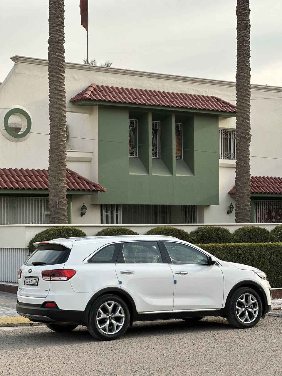 سلام عليكم
سورنتو خليجي موديل 2017 فول واحد على واحد 
كفالة عامة من الصبغ و تبديل و مكينة و گير كفالة 
كافة المواصفات موجودة 
رقم الهاتف *********** تصال فقط …سعر 225
