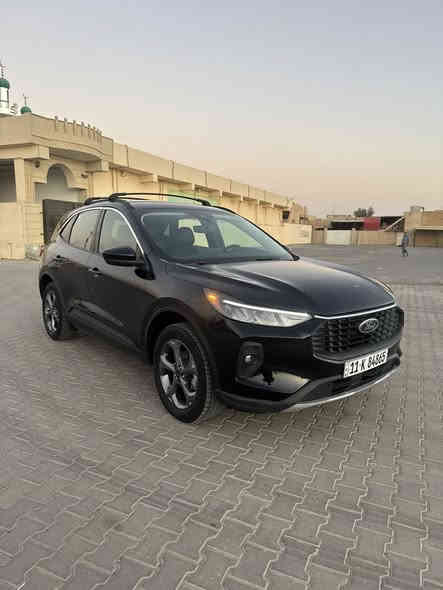 السلام عليكم 
فورد سكيب هايبرد بلكن 2024 
موديل 2024 
ماشيه 8 الف فقط
محرك 2500 هايبرد 
فول مواصفات ماعدا البانوراما 
بصمه 
رادار امامي 
رادار خلفي 
رادار جانبي 
قياده ذاتيه 
حساسات خلفيه 
كراسي جلد 
عداد الكتروني
تدفئه كراسي 
صندوق كهرباء
شاشه كبيره 
مانع انحدار 
تحديد مسار 
لايت زنون 
لد امامي 
لد خلفي 
بلاجتور زنون اصلي 
وبعد بيها اهواي مواصفات 
رقم بغداد بأسمي 
السعر 168$
بيها صبغ ربع بنيد شرط بدون دواخل الراديترات والتبريد مال الشركه
مكاني حي الخضراء  
للاتصال ***********
***********
