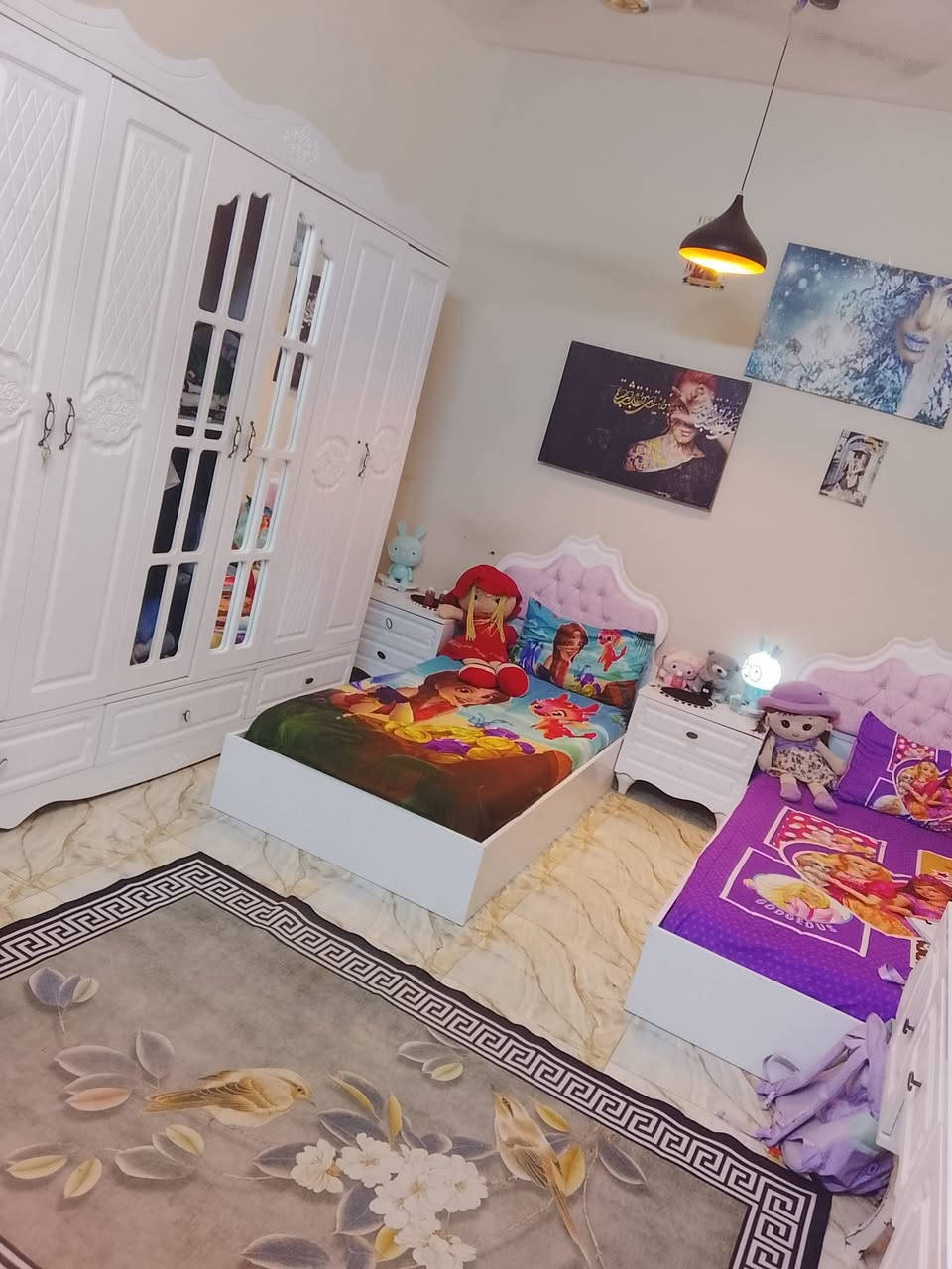 بيت للبيع في حي الاساتذه الاربع شوارع خلف مدارس ال الرسول مساحة 200متر  طابقين  موقع مميز سعر البيت 380
 ***********
