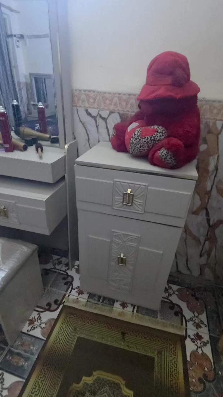 غرفة نوم تركية للبيع بسعر مليون ومية وبيها مجال العنوان بغداد بياع تقاطع الدرويش


**إذا كنت صاحب هذا الإعلان وتريد حذفه لأي سبب، رجاءا أرسل رسالة إلى الدعم الفني**