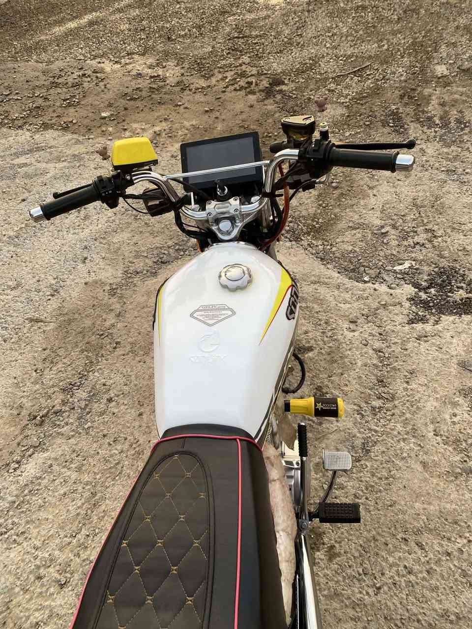 سلام عليكم دراجه سونك سافان للبيع موديل 2025 زيرو بعدها ما بيها شخطه محرك 150 فول كامله مكمله ما ناقصها اي شي شغل وطلع نكره سلف سعرها 875 وبيها مجال وتدللون خاص او رقمي *********** ديالى جديده الشط
