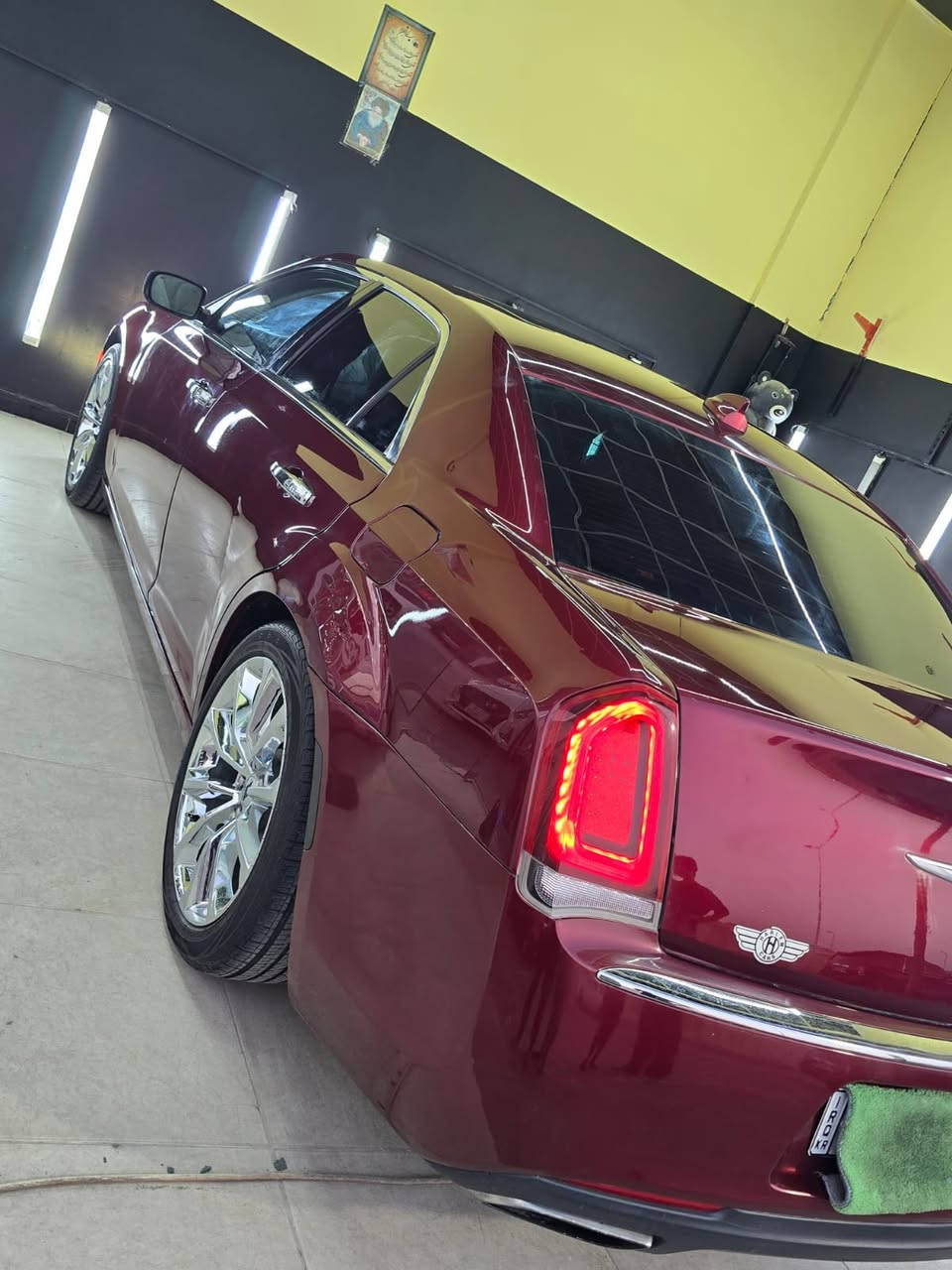 يالله ادوات ادوات ادوات اوباما 2017 S وارد امريكي بنورما فول موصفات تشغيل عن بعد شاشة كبيره ستيرن كهربائي بردة خلفية  متومة وكاملة رقم انجليزي السيارة خير من الله لا تسولف على صبغ اوكفلك كصه سرقه عشائر السياره جاهزه من كل النواحي كير مكينه بالكارتون حداده 100/100 
العنوان بصره 
السعر 120 بيها مجال 
*********** 
بدون مراوس بيع فقط
