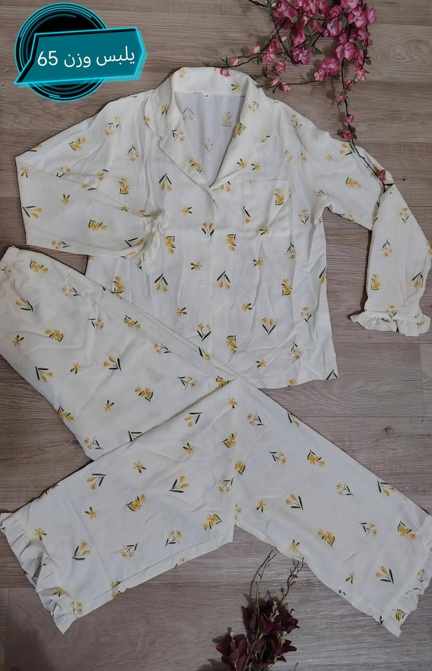 تراك نسائي من شي أن قياسات أسفل الصور
نوع القماش. كلنس. فانيله. قطني
للحجز خاص
يتوفر توصيل 💯💯😉


**إذا كنت صاحب هذا الإعلان وتريد حذفه لأي سبب، رجاءا أرسل رسالة إلى الدعم الفني**