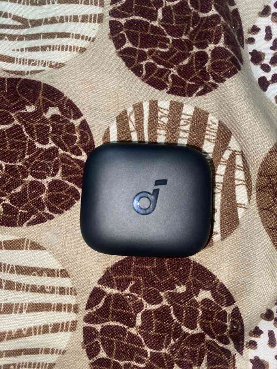 Anker R50i NC
السماعة اشتريتها قبل ساعات ب35 الف و استخدمتها ساعة تقريباً الصراحه ما عجبتني و الربلات اذت اذني وراسي صدع مادري الظاهر ما متعود عليهن رايدها ب25 قفل مكاني بغداد الدورة و اكو توصيل بدون عمولة رجاءاً السماعة Open Box


**إذا كنت صاحب هذا الإعلان وتريد حذفه لأي سبب، رجاءا أرسل رسالة إلى الدعم الفني**