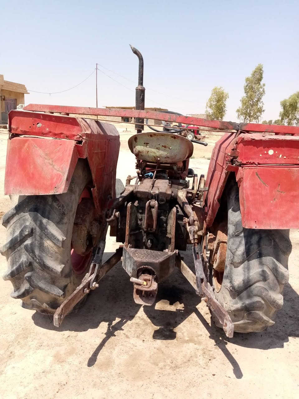 عنتر ٧٠ للبيع الموصل ناحية الشورى هودرليك عربانة دكاكة كلو شغال ***********
