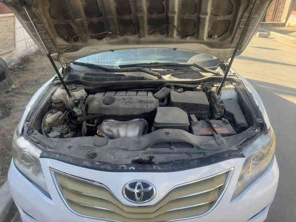 سيارة كامري موديل 2010 محدث 11
السياره نضيفه بدون صبغ حادث الجاملغ الخلفي محرك جديد حداديه جديد 
تخم تاير جديد
تبريد ميكانيك 
لايت زنون 

السعر 100$ ورقه 
رقم صاحب السياره 
***********
