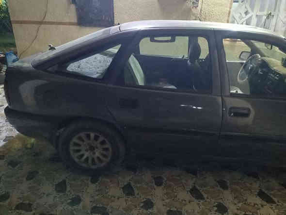 اوبل فكترا ١٩٩٣ رقم ديالى انكليزي السعر ٣٢ مكلف بلنشر الاتصال ***********
