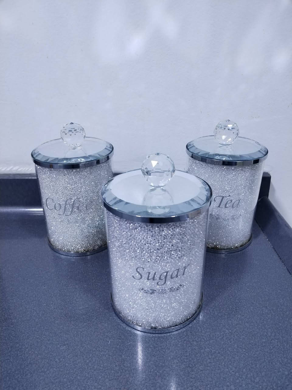 ئەم جێ نقولە و سێتی شەکروو چایەم هەیە زۆر لۆکە هیچی لێ نەهاتووە و تازە تازەیە جێ نقولەکە بە 15 سێتەکەش بە 15 بەیەکەوە بیبەت خاترت دەگرم لە  سلێمانی


**إذا كنت صاحب هذا الإعلان وتريد حذفه لأي سبب، رجاءا أرسل رسالة إلى الدعم الفني**