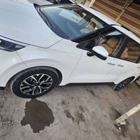 كرنفال ٢٠٢٣ • ٣٥٠٠ V6 • مرقمة قادسية