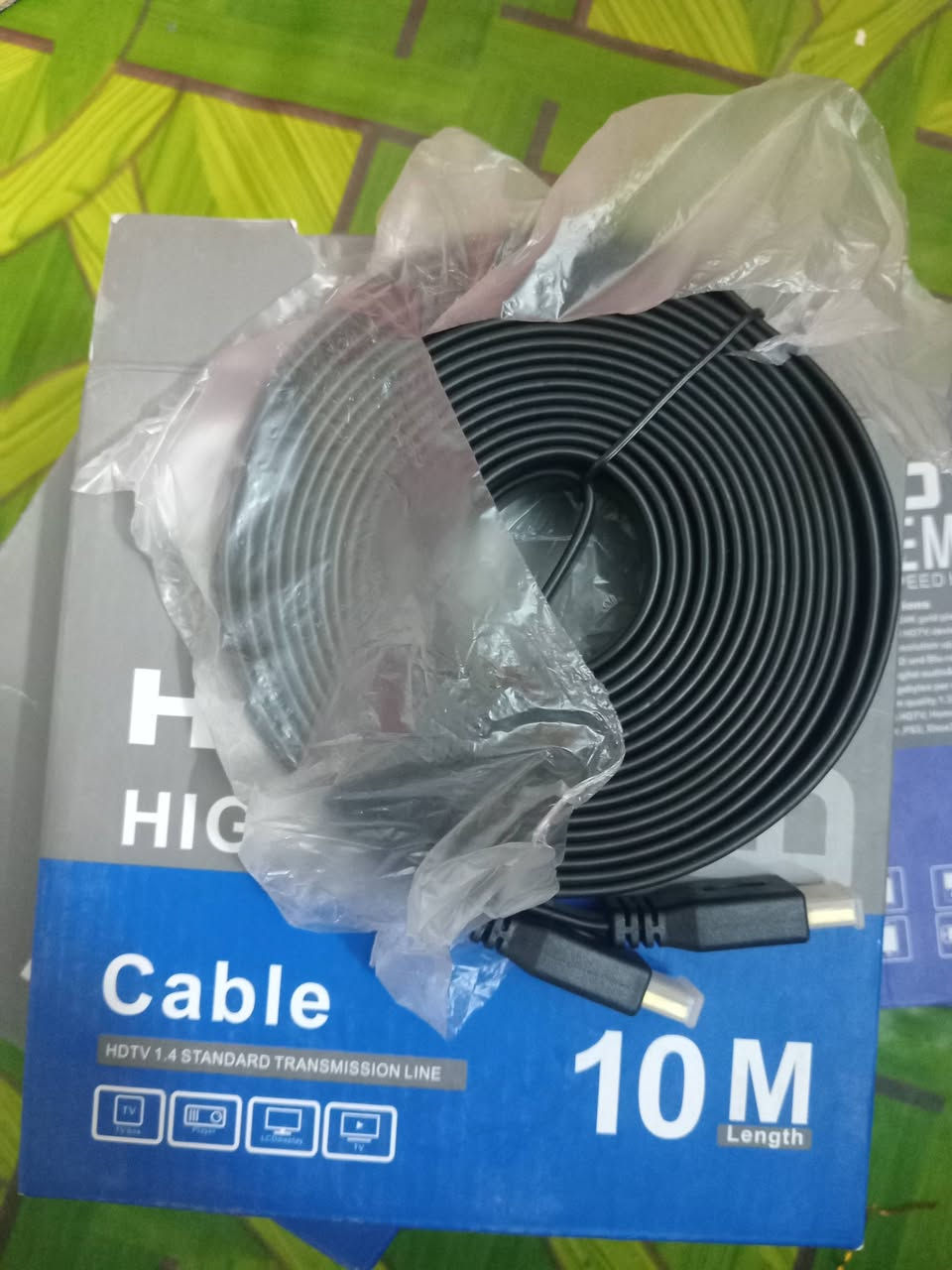 كيبلات HD عدد 6 
10 متر سعر الزوج 15 الف


**إذا كنت صاحب هذا الإعلان وتريد حذفه لأي سبب، رجاءا أرسل رسالة إلى الدعم الفني**
