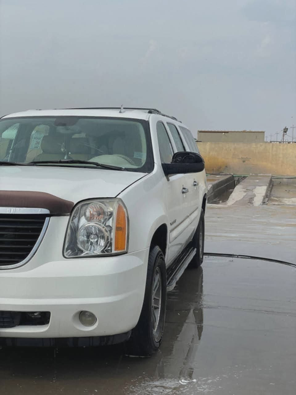 سلام عليكم 
للبيع جمسي يوكن XL 2007
ضررها جاملغ خلفي جهة العبري 
كير محرك اكسل كفالة 
فول مواصفات
فتحة سقف
كشنات كهرباء
تحكم مقود
سيارة جاهزة للشغل رقم بغداد الماني اجرة تريد وكالة تريد مداور مكان السيارة ديوانية استفسار اكثر ***********
