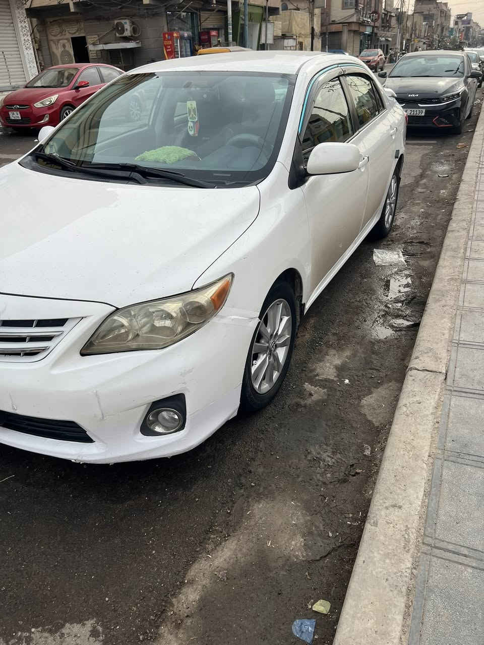 السلام عليكم كورلا موديل 2009وارد امريكي بيه قتعتين صبغ السيارة ليبل واحد كله محرك 1800 مكاني بغداد السعر 115 بيه مجال {***********} ***********
