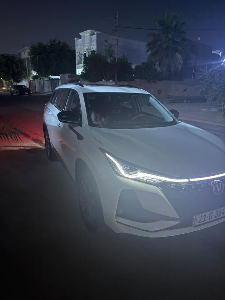 شانجان Cs75 plus  2022
داخل احمر و سقف بانوراما كشنات تبريد تدفئه 
ماشيه ١٠٠ كيلو ضمان شركة بخيت  كل صيانها لحد هاي لحظه بشركه  كلشي مابيها لا صبغ لا بارد لا تبديل سعره ١٦٥$ عنوان كركوك و بيها ورقه بانزين ***********
