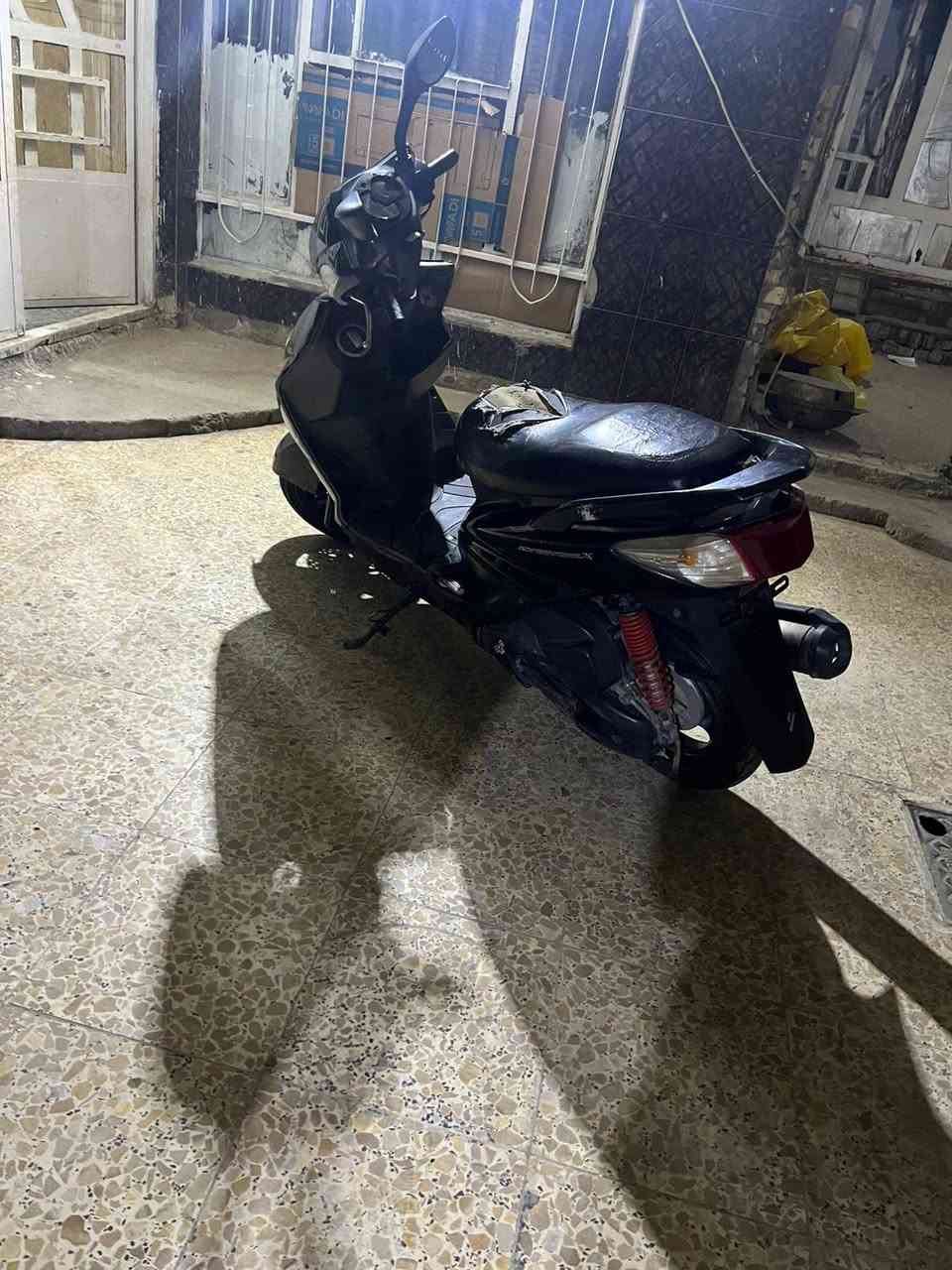 السلام عليكم دراجه سكنس فحل ياباني نوزل سكليتير خطين استان حساس قبق نفخ يدات تدفئه الدراجه حلو مكينه ممفتوحه السعر مليون وبيها مجال قليل العنوان بغداد العبيدي للستفسار الاتصال ع الرقم ***********
