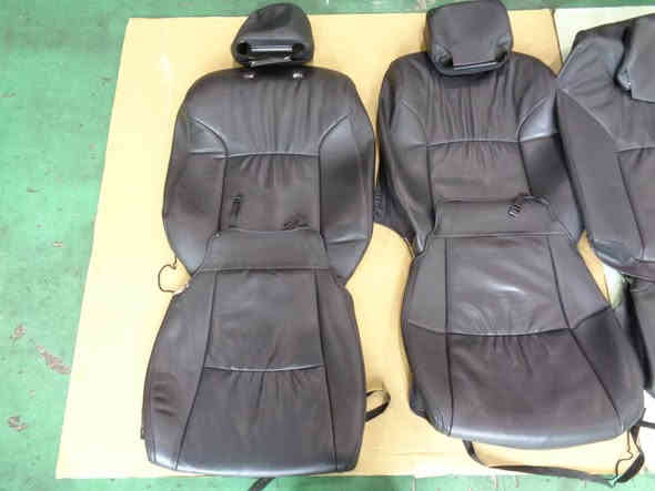 السلام عليكم ورحمه الله وبركاته
تلبيسه جلد اسود جديده زيروووو 
نضافته 90/100 اصليه تفصيخ 
حاويه وارد اليابان شرط تفصيخ

الاستفسارات اكثر 

***********
***********

موجود توصيل الجميع المحافظة العراق
