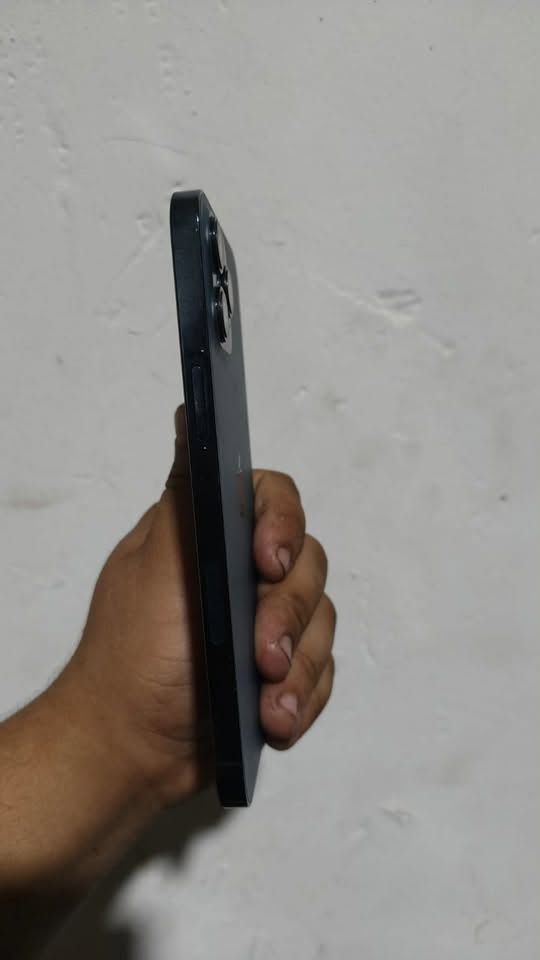 السلام عليكم أيفون 12  Pro Max ذاكره 256 للبيع نضافه فول 
الجهاز مبدل بطاريه 
والكامره مال البعد مال 5 واكفه بس 
وما اعرف سعر انته قيم بما يرضي الله وأخذه 
الجهاز نضيف جداً
مكاني بغداد شارع فلسطين 
***********☎️ بس اتصال بس ما ارد ماسنجر بس اتصال
