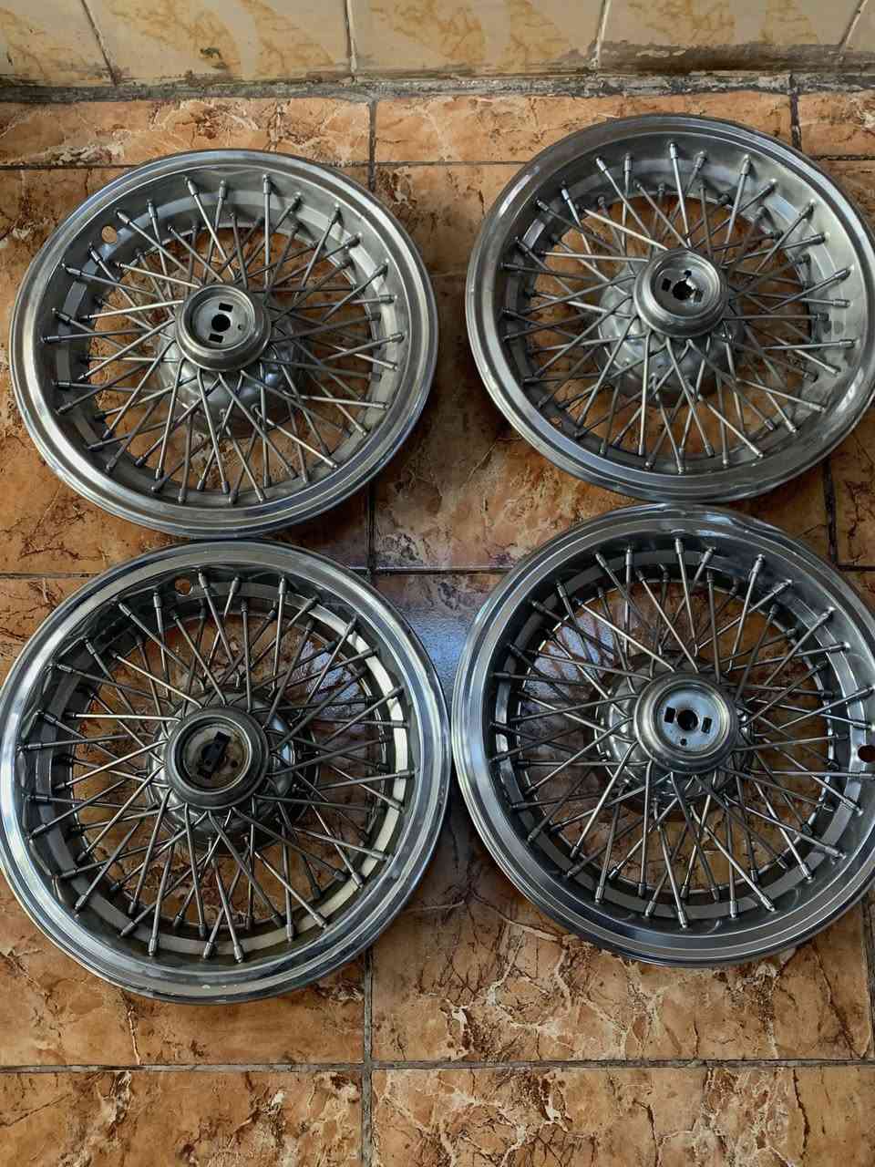 سلام عليكم 
كبات كابرس للبيع 
اصليه ونظيفه جدا 
للاتصال :
***********
وايضاً على الواتساب موجودين
