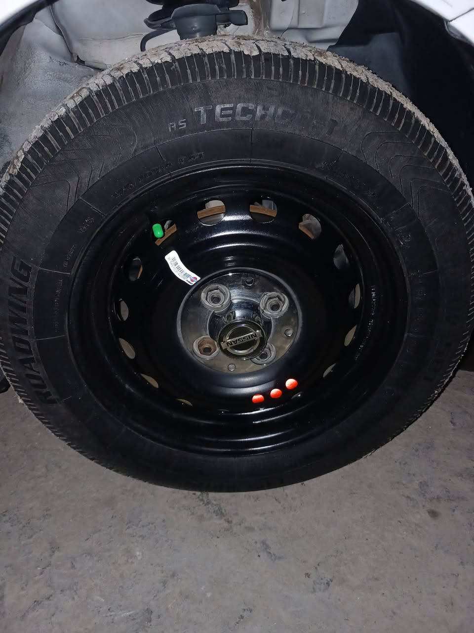 سلام عليكم سني ام لبليتة زركة خوان عليها غرامات ٢٠٠٠٠ مسجله معة متضاهرين ملعب شعب مرور عام واخذ فلوس كامل اني دفع كالو شهرين أو ٣ مادري سونار معة نشر موديل ١٩ بطنها جديدة كهربايات كير محرك جديد شركة يدات نيكل شمسيات مطر اصلي تخم تاير تبريد وتتفئاء شاشة اصلي دوشمة جديدة باتري دامة العنوان م صدر قرب شارع صناعة هاتف ***********ابوفقار
