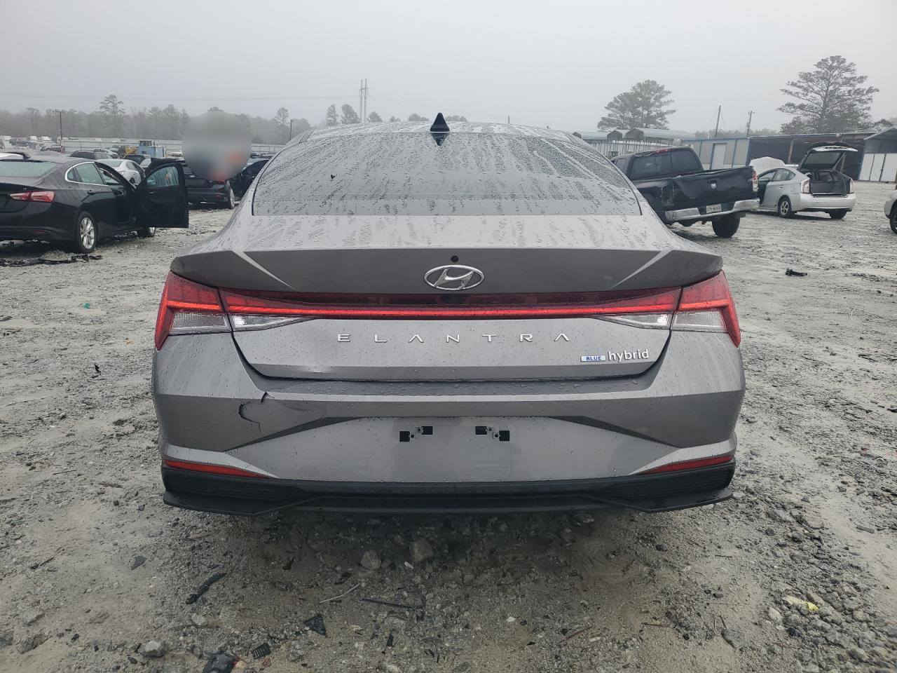 السلام عليكم 
هونداي النترا هايبرد مواصفات بلو بصمه شاشه كار بلي تحكم ستيرن رادارات امامي خلفي جانبي مثبت سرعه مثبت مسار موديل 23 
محرك 1600
صور الحادث موجودة كدامكم الدعامية مبدلة والبنيد بي كارت بسيط يعني ضربتها كلش حلوه
ماشية 37 ميل
رايدها ب160 للبيع او المراوس باعلى 
شعندك نزل بالتعليقات
رقمي *********** بغداد, العراق
