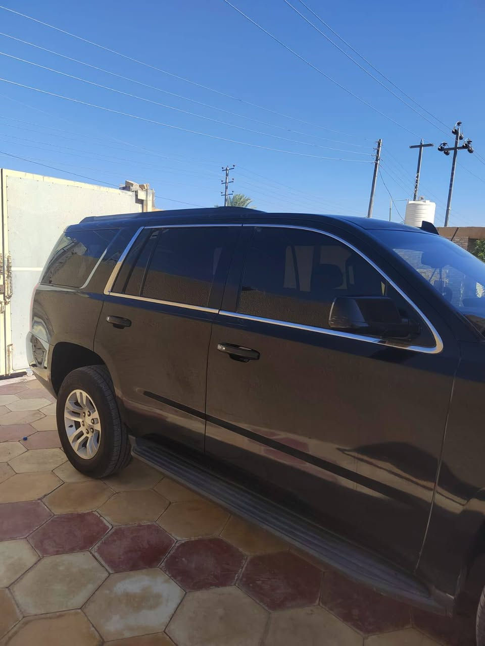 السلام عليكم تاهو ادوات ادوات موديل 2015 جاهزه تخم تاير باتري جديد تراي للبصرة فول مواصفات بريمر أعلى فئة خمس بصمات مكفولة من السرقة والانتر بول السعر المطلوب 180 َوبيها مجال للشراي ويدلل المكان كربلاء قضاء الحسينية ممتواجد عل خاص اتصل وتدلل ***********
