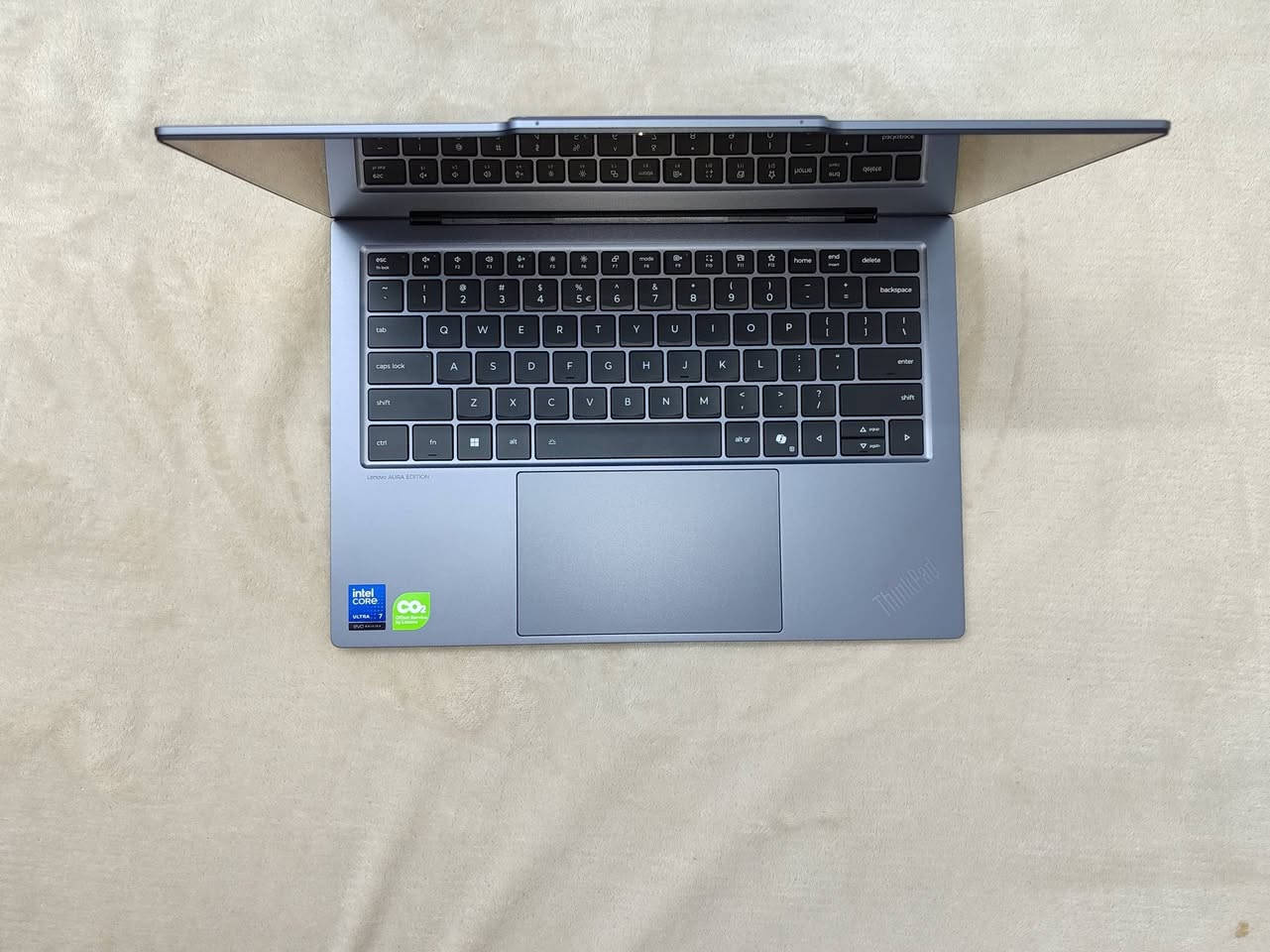 English/عربي/کوردی
کوردی
​ناونیشان: لابتۆپی ناوازە Lenovo ThinkPad X9 Gen 1 (Aura Edition) - وەشانی تایبەتی جامی جیهانی FIFA 2026™
بۆ فرۆشتن، لابتۆپێکی یەکجار ناوازە و دەگمەن لە جۆری Lenovo ThinkPad X9 Gen 1 Aura Edition 
ئەم لابتۆپە وەشانێکی دیاریکراوە (Limited Edition) کە بە بۆنەی جامی جیهانی ٢٠٢٦ دروستکراوە. شێوازی دەرەوەی تەواو جیاوازە بە دیزاینێکی سەرنجڕاکێش و لۆگۆی زیویی فەرمی FIFA.

​خاوەنی بەرزترین مواسەفاتە، گونجاوە بۆ کارە قورسەکان، دیزاین، و یاریکردن (یاری EA Sports FC / FIFA بە ڕیفرێش ڕەیتی 120Hz زۆر بە نەرمی کارپێدەکات).

​مواسەفات:
​پڕۆسێسەر (CPU): Intel Core Ultra 7 258V

​ڕام (RAM): 32GB LPDDR5X

​ستۆرج (Storage): 1TB NVMe PCIe Gen4 SSD

​شاشە: 14 ئینج  2.8K (2880 x 1800) OLED لەمس (Touch)، ڕیفرێش ڕەیتی 120Hz

​کارت شاشە (GPU): Intel Arc 140V (بەهێزترین کارتی داخلی ئینتێل)

​دۆخی لابتۆپەکە و تێبینی:
​دۆخی لابتۆپ: بە گشتی زۆر خاوێنە نوێ واتە کەس یەکەی بەکاری نەهێناوە تەنها لە پاکەت دەرهێنراوە و ئەکتیڤ کراوە.
​تێبینی 1: لابتۆپەکە کارتۆنی لەگەڵ نییە.
​تێبینی 2: ڕووشانێکی زۆر بچووک لە لێواری سەرەوەی هەیە نزیک کامێراکە (وەک لە وێنەی هاوپێچکراودا دیارە)، کە هیچ کاریگەرییەکی لەسەر کارکردنی نییە.

​نرخ: $ [2600] دۆلار
تەنها بۆ کڕیاری ڕاستەقینە. مامەڵە بە کاش دەکرێت. بینین لە شوێنێکی گشتی لە هەولێر.

عربي
​لابتوب نادر Lenovo ThinkPad X9 Gen 1.         (aura edition ) - نسخة محدودة كأس العالم FIFA 2026™

للبيع لابتوب مميز وفريد جداً من فئة لينوفو ثينك باد الممتازة 
(ThinkPad X9 Gen 1 Aura Edition). 
هذه النسخة عبارة عن إصدار محدود وجامع تم تصنيعه خصيصاً للاحتفال بكأس العالم 2026. 
يتميز الغطاء الخارجي بتصميم طبوغرافي محفور بالليزر مع شعار كأس العالم الكرومي الفضي الرسمي.
​الجهاز يأتي بأعلى المواصفات، ممتاز جداً للتصميم، الأعمال الاحترافية، والألعاب (يشغل لعبة EA Sports FC / FIFA بسلاسة فائقة بفضل الشاشة الـ 120Hz).

​المواصفات:
​المعالج (CPU): Intel Core Ultra 7 258V
​الذاكرة (RAM): 32GB LPDDR5X
​الهارد (Storage): 1TB NVMe PCIe Gen4 SSD
​الشاشة: 14 إنش بدقة 2.8K (2880 x 1800) OLED تعمل باللمس، بتردد 120Hz
​كارت الشاشة (GPU): Intel Arc 140V (أقوى كارت شاشة مدمج من إنتل)

​الحالة والملاحظات:
​الحالة: بحالة ممتازة بشكل عام.
​ملاحظة 1: الجهاز يأتي بدون الكرتون (العلبة الأصلية).
​ملاحظة 2: يوجد خدش تجميلي بسيط جداً على الحافة العلوية بالقرب من الكاميرا (كما هو موضح في الصورة المرفقة)، ولا يؤثر على أداء الجهاز أو الشاشة نهائياً.

​السعر: $ [2600] دولار أمريكي
للجادين فقط. البيع نقدًا (كاش). المقابلة في مكان عام في أربيل.

English 
Title: Rare Lenovo ThinkPad X9 Gen 1 (Aura Edition) - Limited FIFA World Cup 2026™ Edition
Description:
A highly unique, premium-tier Lenovo ThinkPad X9 Gen 1 Aura Edition. This is a limited-run collector's item manufactured to celebrate the FIFA World Cup 2026. It features a stunning, custom laser-etched topography design on the lid with the official silver FIFA trophy logo.
Packed with top-tier flagship specifications, perfect for high-end business productivity, digital design, and smooth casual gaming (runs EA Sports FC/FIFA beautifully on its 120Hz screen). 

Specifications:
Processor (CPU): Intel Core Ultra 7 258V
Memory (RAM): 32GB LPDDR5X
Storage: 1TB NVMe PCIe Gen4 SSD
Display: 14-inch 2.8K (2880 x 1800) OLED Touchscreen, 120Hz Variable Refresh Rate
Graphics (GPU): Intel Arc 140V (Intel's most powerful integrated graphics)

Condition & Notes:
Condition: Excellent overall condition.
Note 1: Does not include the original box (laptop and charger only).
Note 2: There is a very minor cosmetic scratch on the top edge near the camera bump (please see the attached photo). This does not affect performance or the screen.

Price: $ [2600] USD
Serious buyers only. Cash deal. Meeting in a s, public location in Erbil.


**إذا كنت صاحب هذا الإعلان وتريد حذفه لأي سبب، رجاءا أرسل رسالة إلى الدعم الفني**