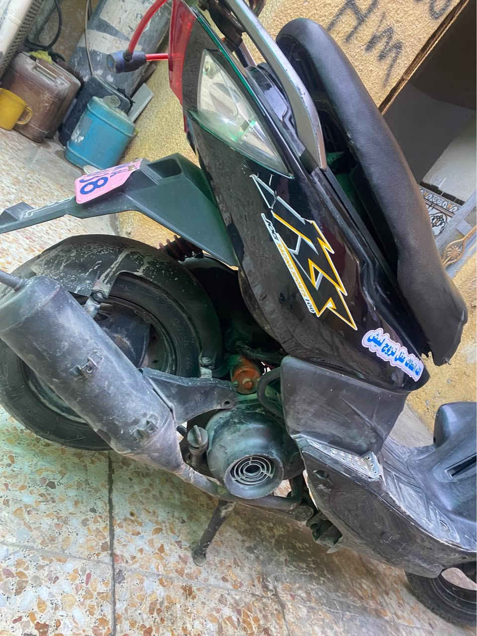 ماكس مضلع مكنه مكفوله نضيف جدا نقصها فقط قمجي مال بنزين مكطوع مبدللها تايرات اصليه ياباني جدد ودبل خلفي جديد مال تفصيخ وهواي مبدللها غراض درجه بعد جديدة سعرها ٥٥٠ الف لتفيده يخابرني *********** بغداد, العراق
