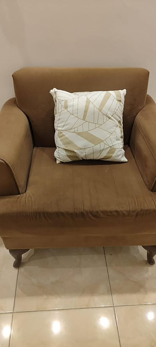 تخم 7مقاعد شغل عراقي 350الف  
سيت طبلات مع ميز بلازما 75 الف 
بغداد الشالجية


**إذا كنت صاحب هذا الإعلان وتريد حذفه لأي سبب، رجاءا أرسل رسالة إلى الدعم الفني**