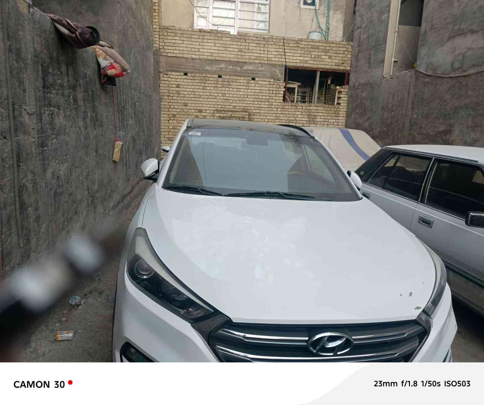 هيونداي توسان خليجي 2018 كوري اصلي سايد بريك رجل
مكلف بل نشر 

ماشيه 90 الف كيلو متر حقيقي
رقم بغداد بأسمي  تحويل مباشر
السونار مرفق مع الصور 
السياره كلش نضيفة

🟥 السعر 17000$ 🗞️ 

المواصفات المعروفه 
تبريد قطعتين
مري شفط
حساس خلفي
اشاير بالمري 
كامرة خلفية 
تحكمات ستيرن
كروز سرعة
ثلاث مودات قيادة
‏ normal -   sport - eco
وباقي مواصفات التوسان معروفة

رقم صاحب السيارة
***********
