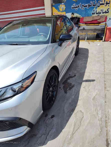 كامري 24 أمريكي بغداد باسمي لون رصاصي كلين وزيرو .الضرر مياه امطار جوه دواسه القدم .سيارة شغاله من مزاد أمريكا. مواصفات xse . للبيع 27 الف دولار كذلك للمراوسه مع كورلا ساز. 20 وفوك. بغداد زيونه هاتف ***********.
