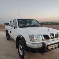 نيسان نافارا • ٢٠٠٢ • چوارقورنه