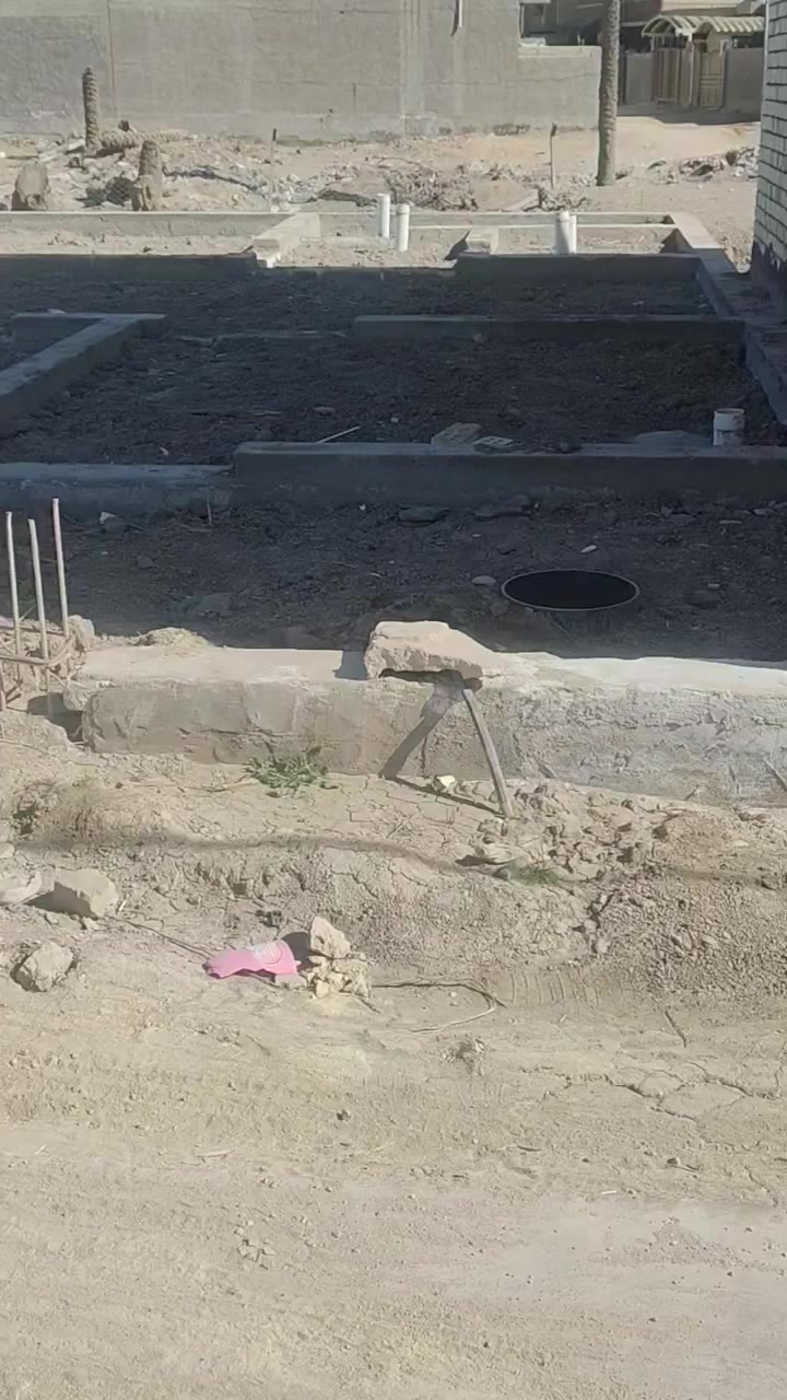 يالله اللهم صلي على محمد وال محمد بتلو للبيع مساحته ١٠٠ متر سند ٢٥ كافه الخدمات موجوده العنوان كربلاء طويريج الحولي خلف مكتبه الاسدي للاستفسار *********** عقارات تاج القمه شارع أربعين مقابيل الطابو
