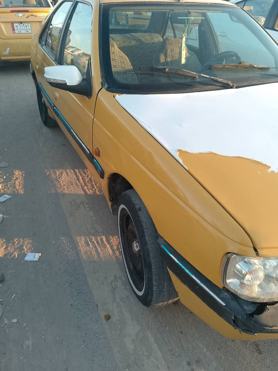 السلام عليكم بيجو 405موديل 2009مكفوله من الضربه حداديه جديده كهربائيات كله شغاله اي نقص مابيهه هيئه مصفره سنويه  منتهيه ب2020راعيها يريد يداور وصار عنده ظرف وصار يبيعها صفر الهيئه ولاعليهه غرامات سياره جاهزه مابيهه اي نقص رقمها مثنى مكانهه السماوه ال معالي السعر 26وبيهه مجال ***********
