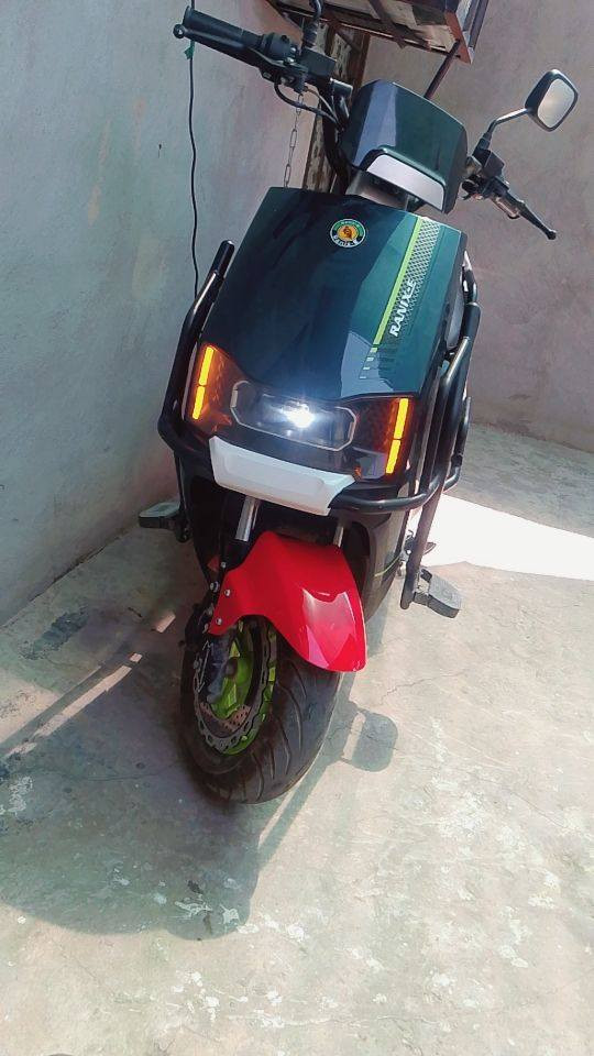 سلام عليكم ورحمة الله وبركاتة  دراجة شحن رانكس  2024 ملف 2000 كلشي ما ناقصها لايت عالي  ناصي دبل اشارة  الشراي يراسلني واتساب فقط  نضام بك قفل شاشة ***********
