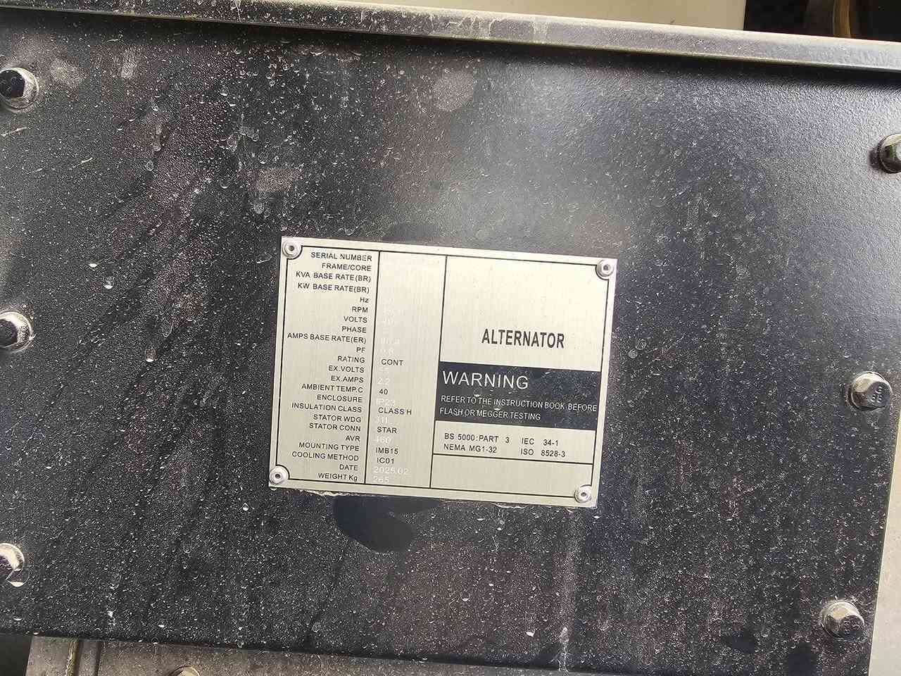 # مولدات
مولد دويز ٤ بستم  القدرة 50 kAV

مولد دويز ٢ بستم القدرة 15 KAV

مولد دويز ٦ بستم القدرة 50 KAV

مولد كاتم بيركنز ٤ بستم القدرة 60 kAV جديد مشتغل فقط ٢٠٠ ساعة 

المكان ديالى العظيم 

للاستفسار ***********
