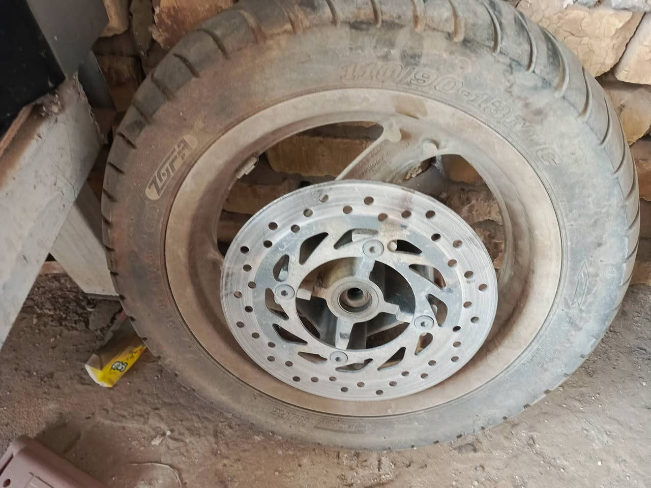 سلام عليكم ويل فورزه 08/09للبيع جديد هوه والتاير مالته مابي فطر ولا مصلح جديد سعره 40وبي مجال


**إذا كنت صاحب هذا الإعلان وتريد حذفه لأي سبب، رجاءا أرسل رسالة إلى الدعم الفني**