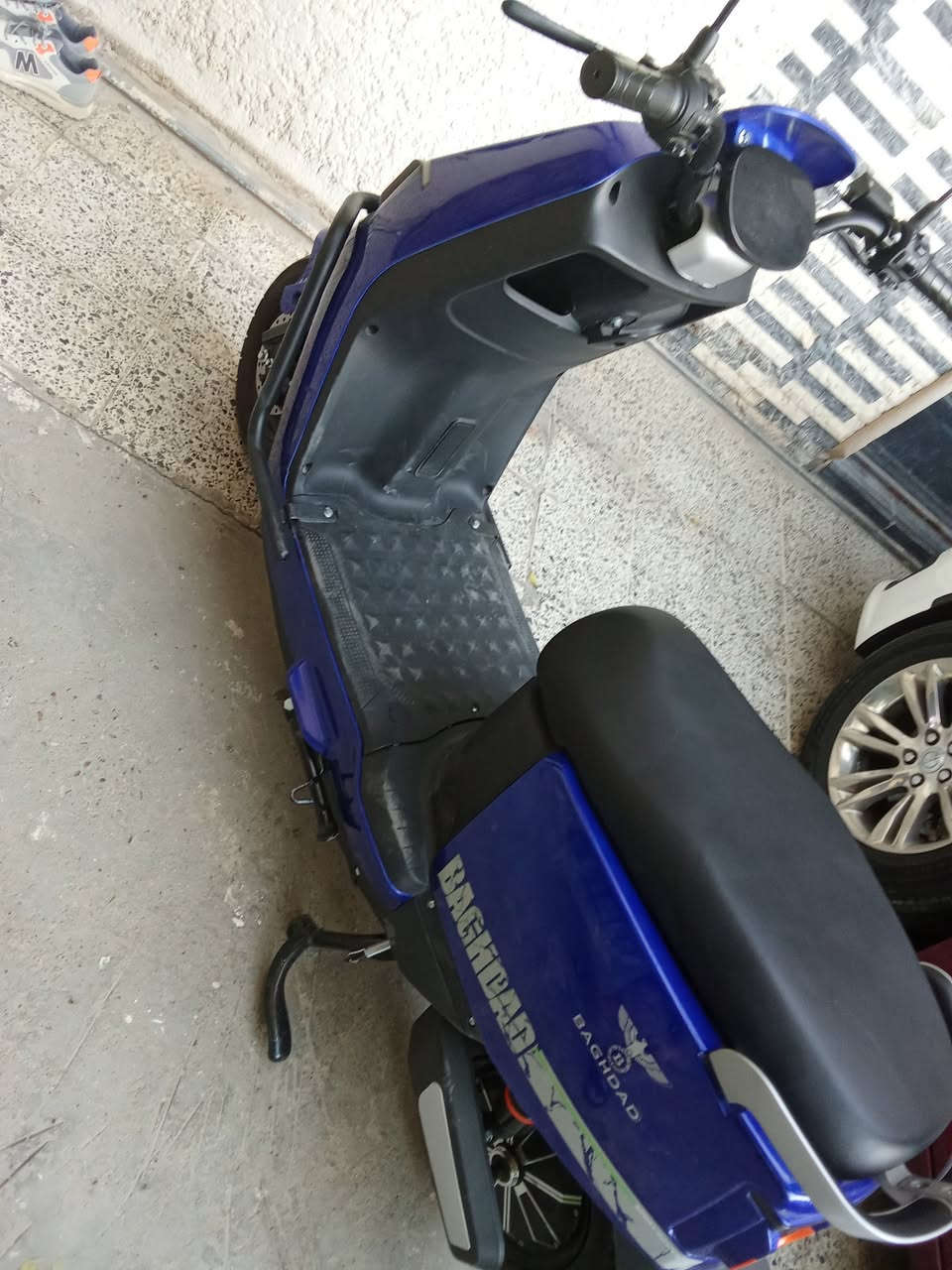 دراجه كهربائيه موديل جديد2025 نوعها شركه بغداد صفاء وحسين
السعر 650 وبيه مجال بسيط 
المواصفات بصمه وتشغيل عن بعد 
وكرت نضام حمايه ضد السرقة 
بريك امامي دسك خلفي هم دسك دبلات خلفيه غاز 
للاستفسار الاتصال على الرقم ***********
