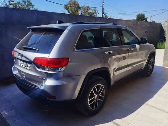 17 لمتد
رقم اربيل
وارد داخله كلين
هنا بالعراق صار بيها قبق جنطه
وربع بنيد وبارد جامغ امامي
 بدون ايرباك
السعر 208$
***********
