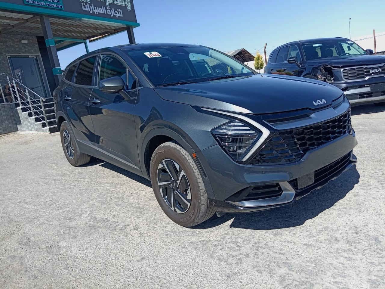 بسم الله الرحمن الرحيم                                 

نوع السيارة🚘✅ كيا سبورتج هايبرد /  الموديل 2025.     

حجم المحرك🚕🚕🚕1600 تيربو🚦🚦.                                                                  

.السيارة مصلحة تصليح درجة اولى بدون اي مصرف ثانوي🚘🚘🚗🚗✅✅🚐🚐🚕🚌
السيارة موجود ✅بالاردن  🚗المنطقة الحرة الزرقاء                    
السيارة بدون ارباك
الضرر واضح بالصور ✅  🚘السيارة تشتغل وتمشي.   

الاستفسار او التصال  على الرقم  ***********             

او مراسلة واتساب على الرقم الاردني 00962797080658. 

عنوان المعرض🛣️🛣️⬅️شارع 18 شمال المنطقه  الحرة🚗🚗🚗.                                          
 
السيارة🚘 بيه صبغ ربع غطه  المحرك  فقط      ✅✅✅🚦🚦واضح بالصور✅✅🌹🌹🚗🚘
